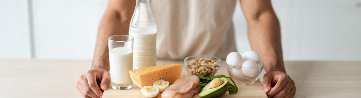 Comida saludable en una mesa