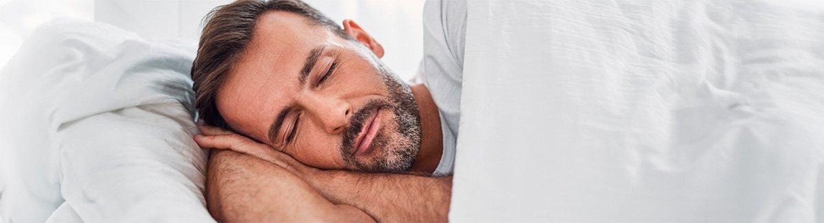 Adulto durmiendo plácidamente